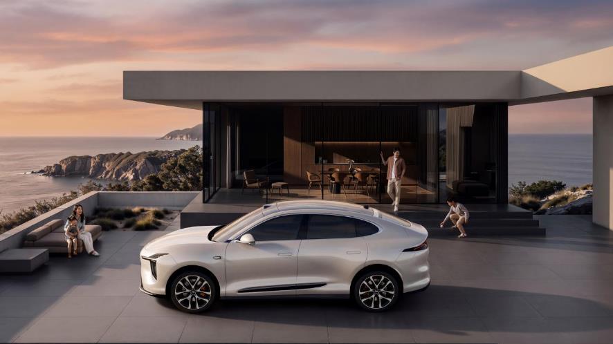 全新一代智己LS6掀桌上市，一举锁定“2026年必看的家庭纯电SUV”