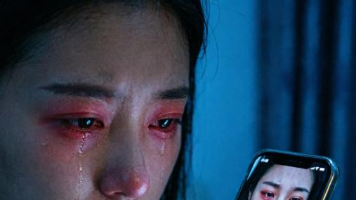 老公出差深夜转来1314元，我看完聊天记录后悔嫁了