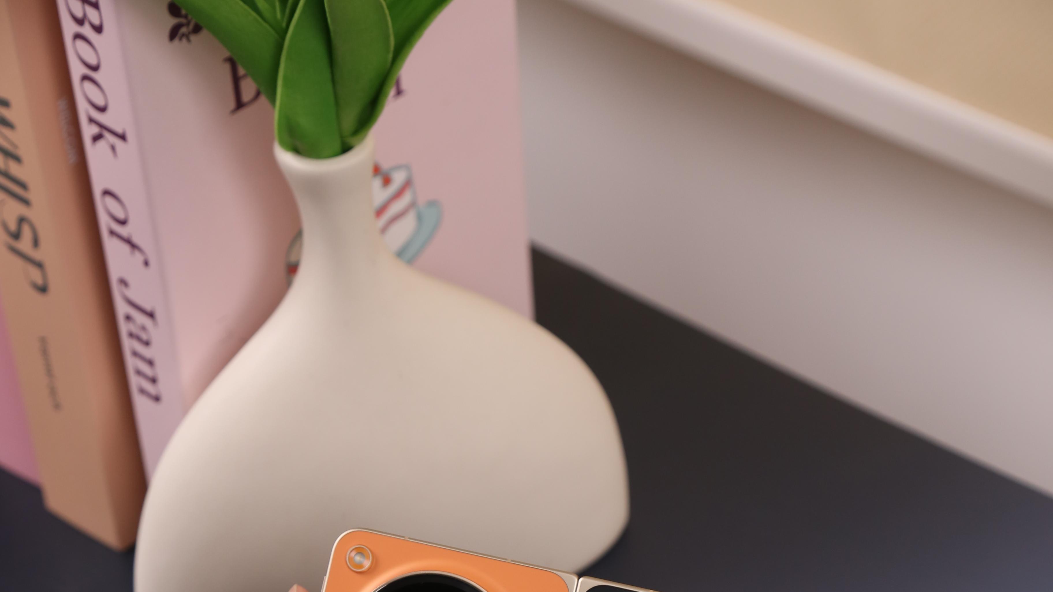 折叠屏不缺新机，缺的是像Find N6这样的定标产品