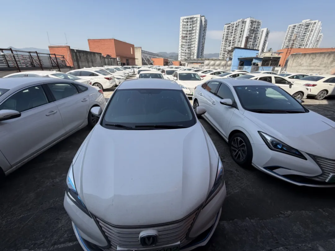 长安汽车400台“长安逸动EV460”型号车辆被指是移动定时炸弹？