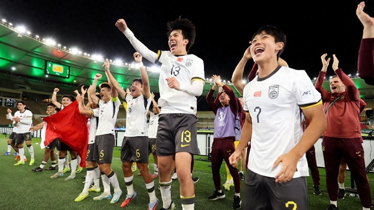 一场3：0把董方卓打服！