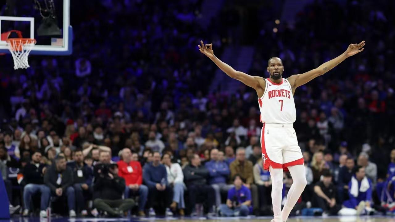 镰刀出鞘定乾坤，内线砥柱筑根基——火箭客场终结老鹰四连胜