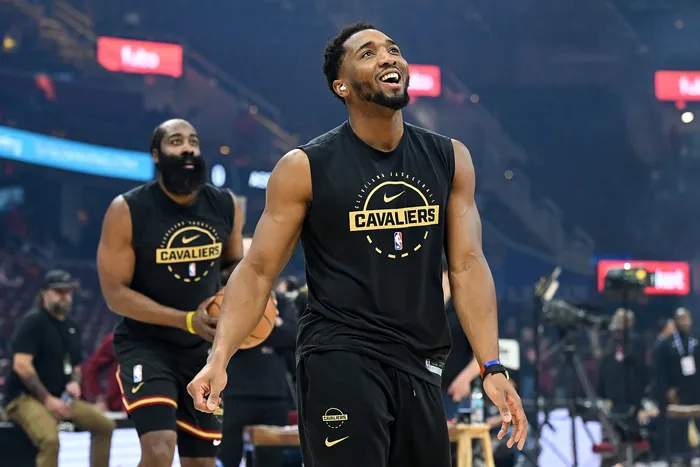 从对阵凯尔特人看骑士队的阵容短板，骑士队体型劣势暴露，轮换用人需反思