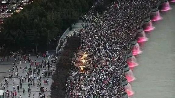 不良商家欺客“宰客”、强迫购物：不能仅止于停业整顿！