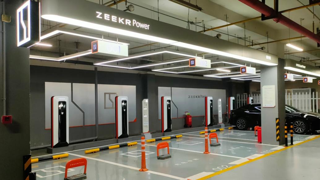 可感知的豪华才是真豪华，极氪走出了一条不一样的路？