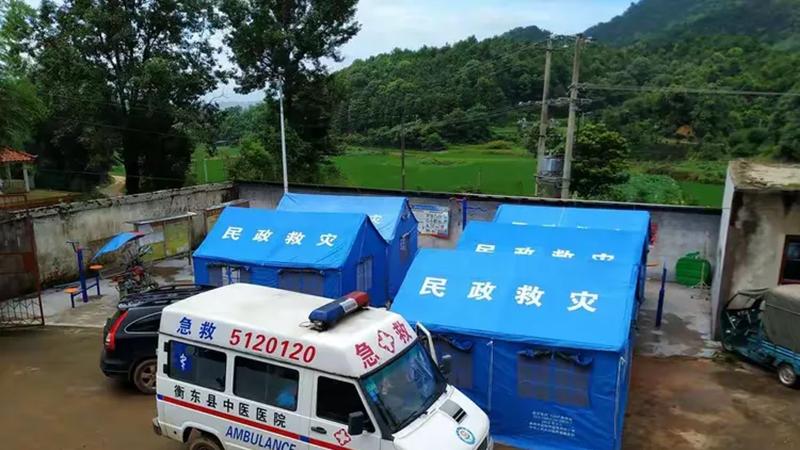 借着中医救人的名义来骗人，必须得严惩