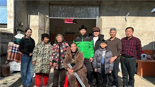 杨晓培：从火车司机到志愿一线   无私情怀续写人间大爱——记蚌埠市心连心志愿者协会会长张红卫