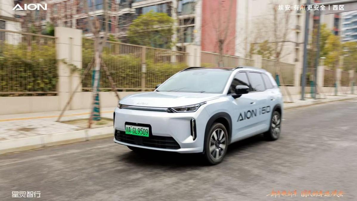 十万级家用“水桶车”，从多场景用车来看，埃安i60与银河E5选谁