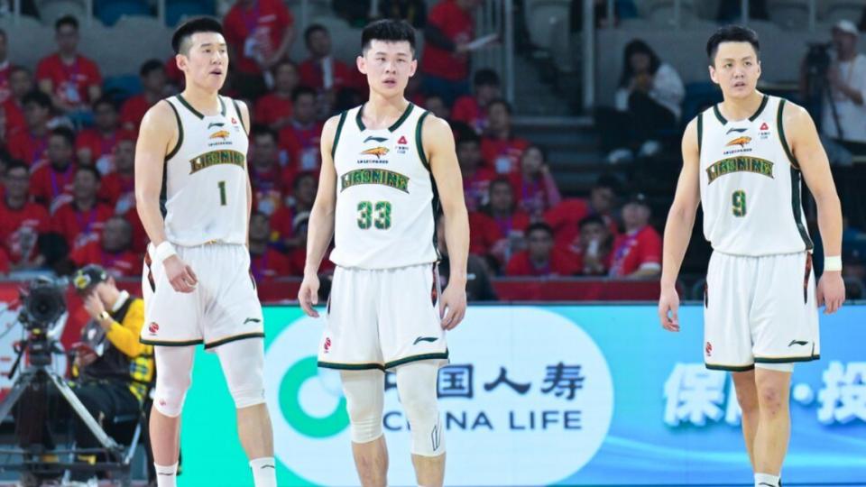 辽宁17分大胜送江苏7连败 莫兰德14+21+3帽王岚嵚23分创新高