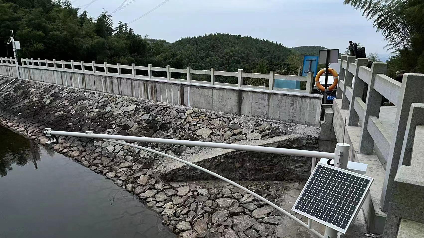 雷达水位计的主要参数要求