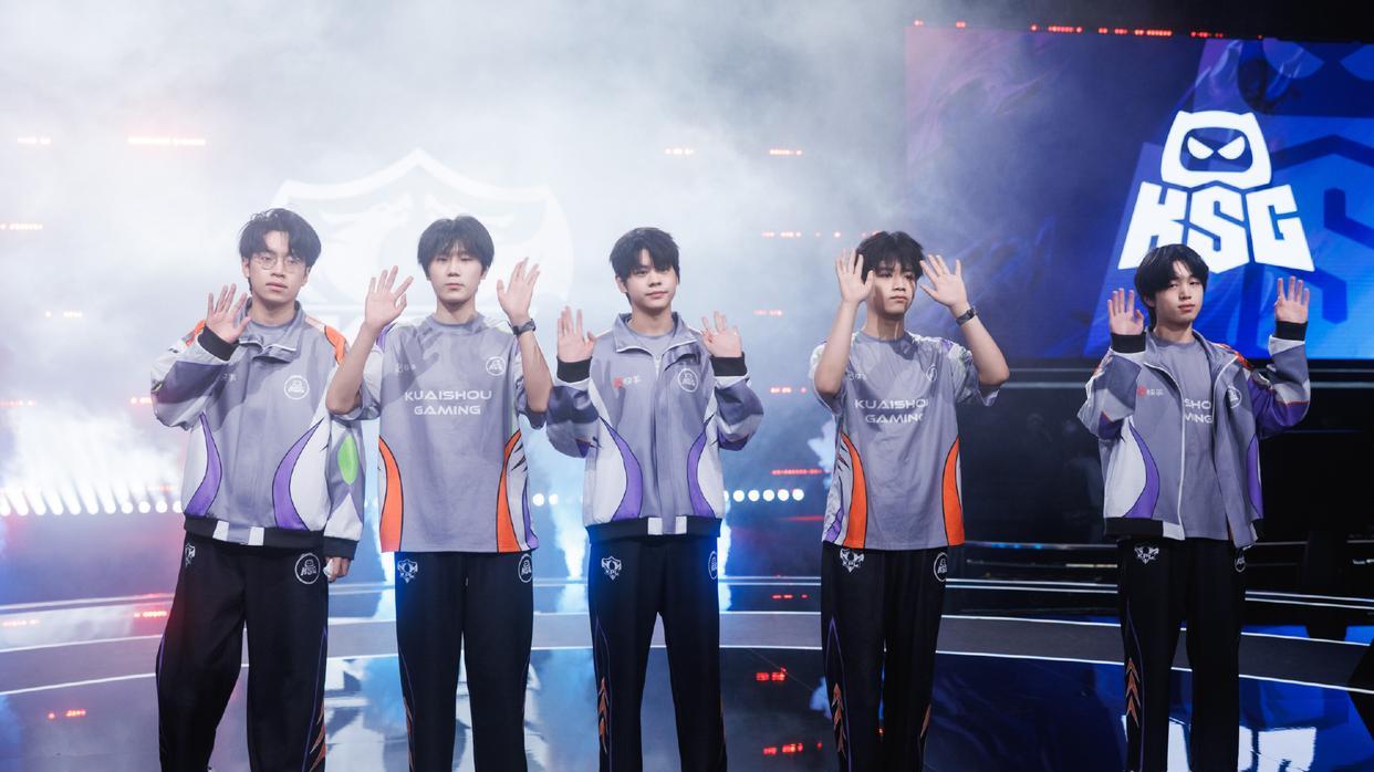 1月登场冲击冠军，KSG掀起“青春风暴”：局内数据却遭狼队碾压