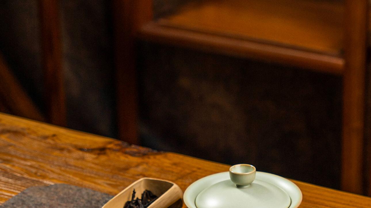 新年送长辈什么茶礼？这只“浩然正气”盖碗超有面！