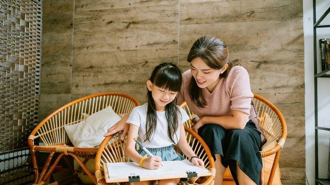 你的一句话，能接住也能推开孩子的心