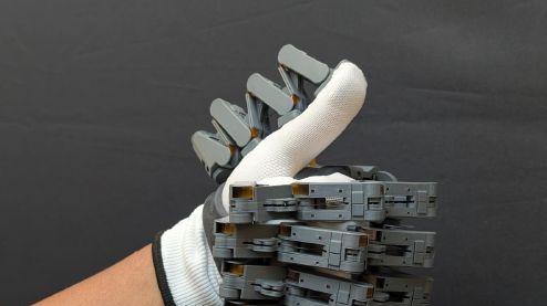 Senseglove力反馈手套：感受抓取物体的真实触觉