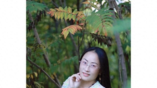 杏香引路   土山寻幽