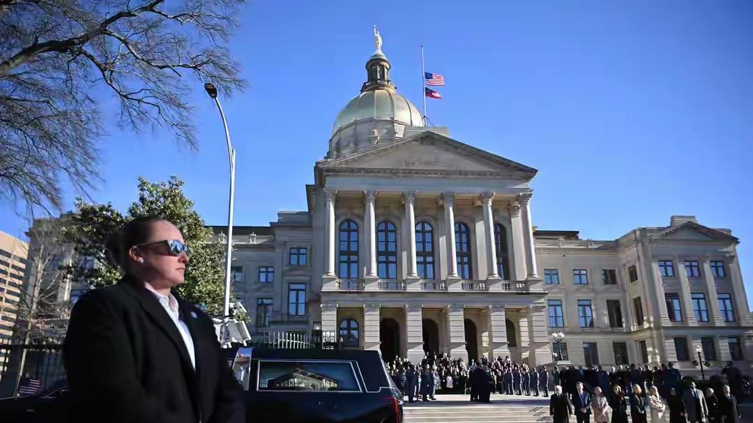 从摇篮到坟墓，欧洲的高福利制度还能维持多久？又为何维持不下去