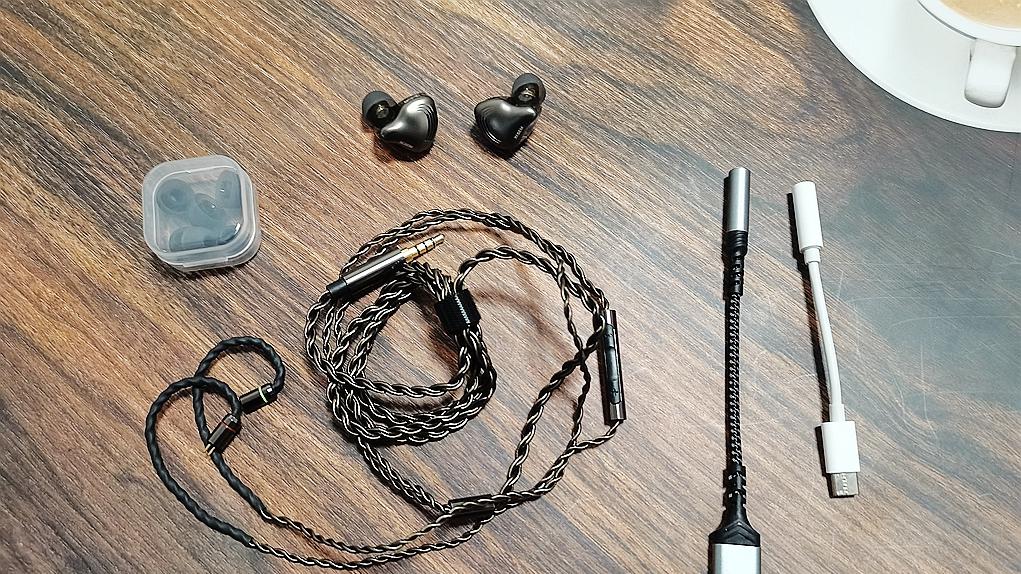 西圣HiFi耳机体验，平价轻奢的HiFi耳机，享受高保真音质！