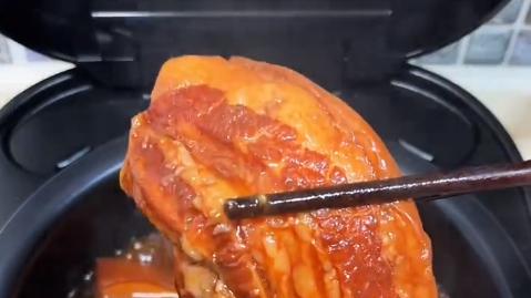 电饭煲妙制懒人把子肉