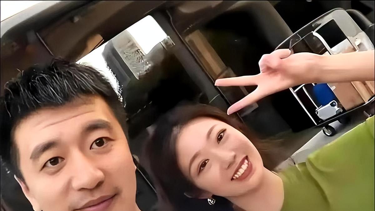 张雪峰突然离世：42年辉煌生涯，3次闪婚，前妻缅怀意难平