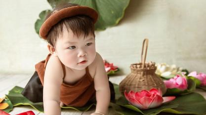 一岁宝宝肢体协调发展规律，居家小游戏辅助大运动锻炼