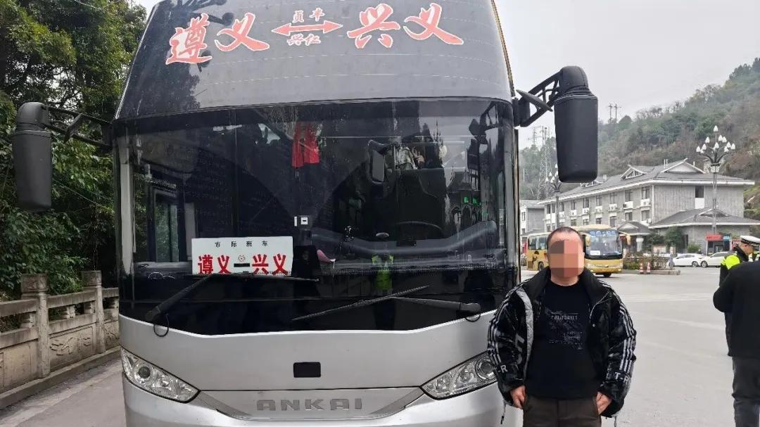 春运超员？高速交警零容忍，现场查处曝光！