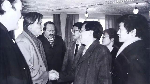 八十年代中国作家的文学往事 | 金弢