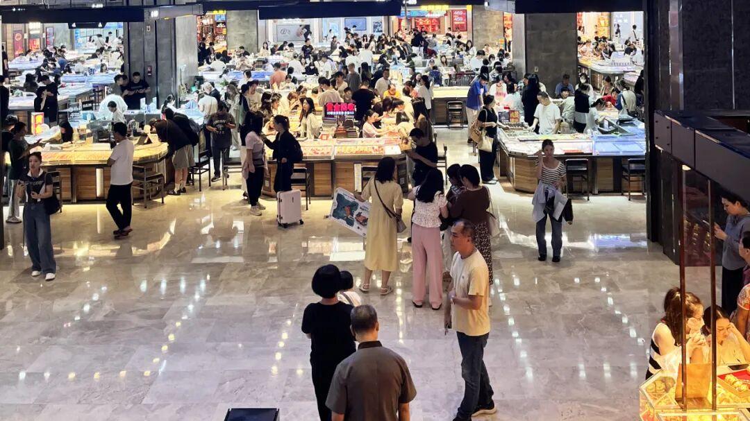 事关黄金！多家银行发布贵金属市场风险提示