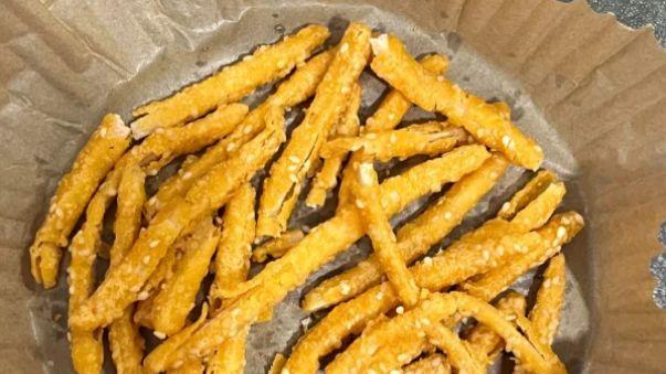 解锁家常炸藕条天花板，金黄酥脆，藕香直钻鼻腔