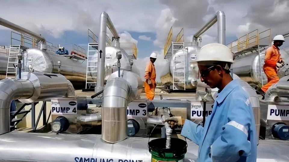 印拒当霸权棋子坚持多元合作，俄油加工转售欧洲赚取丰厚利润