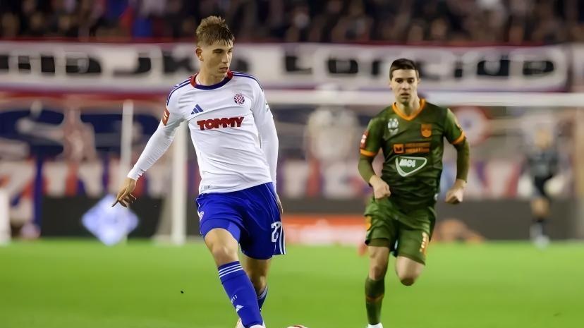 今日竞彩焦点分析：英超双红会引爆夜赛，曼城热刺客场出击！