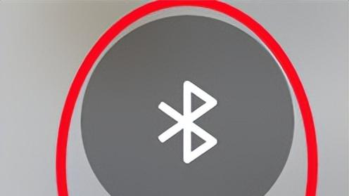 手机耗电太快，是这个开关没关掉，教你关闭，省电省流量