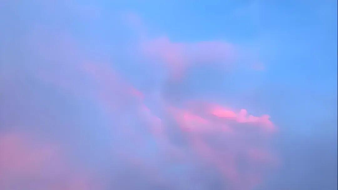 七律·缥缈云烟赋