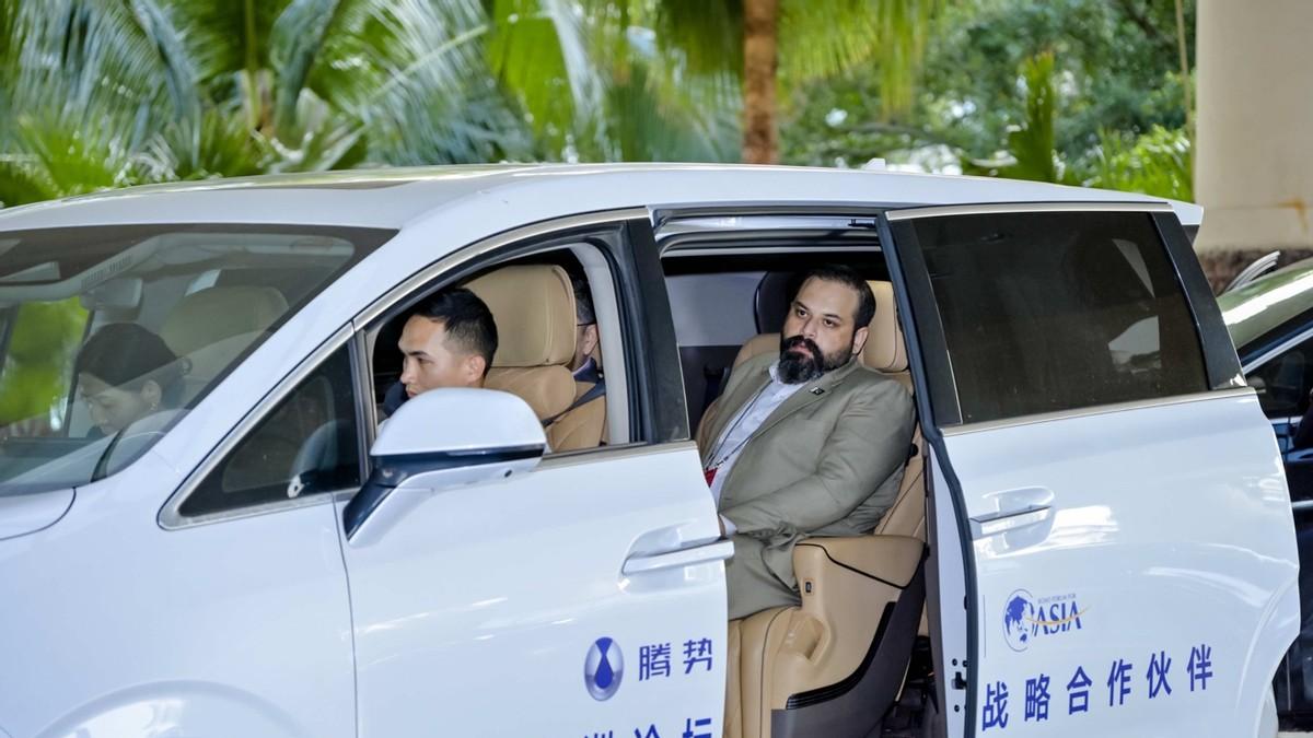 为博鳌贵宾保驾护航，腾势D9成为博鳌亚洲论坛国际政商名流尊享座驾