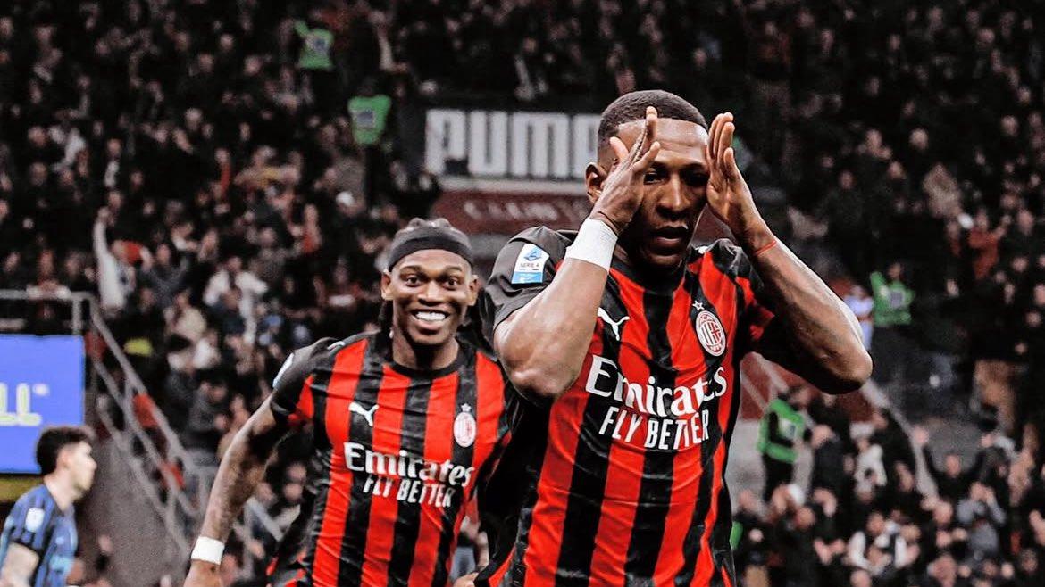 十五年后再度双杀国米，米兰的欧冠资格稳了？