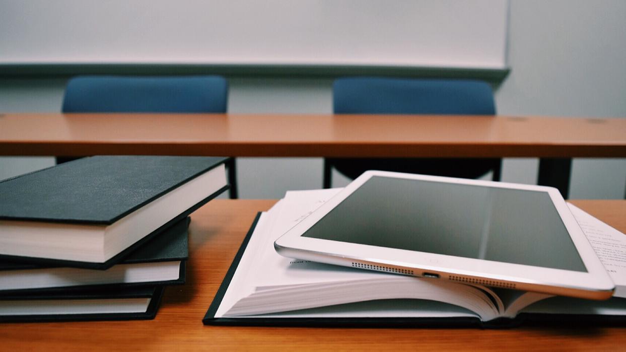 国企领导班子2025年度民主生活会对照检查材料范文