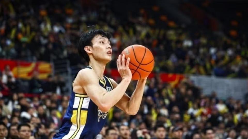 徐杰关键抛投制胜！广东险胜深圳拒绝连败 奎因30+9创新高焦泊乔6中6