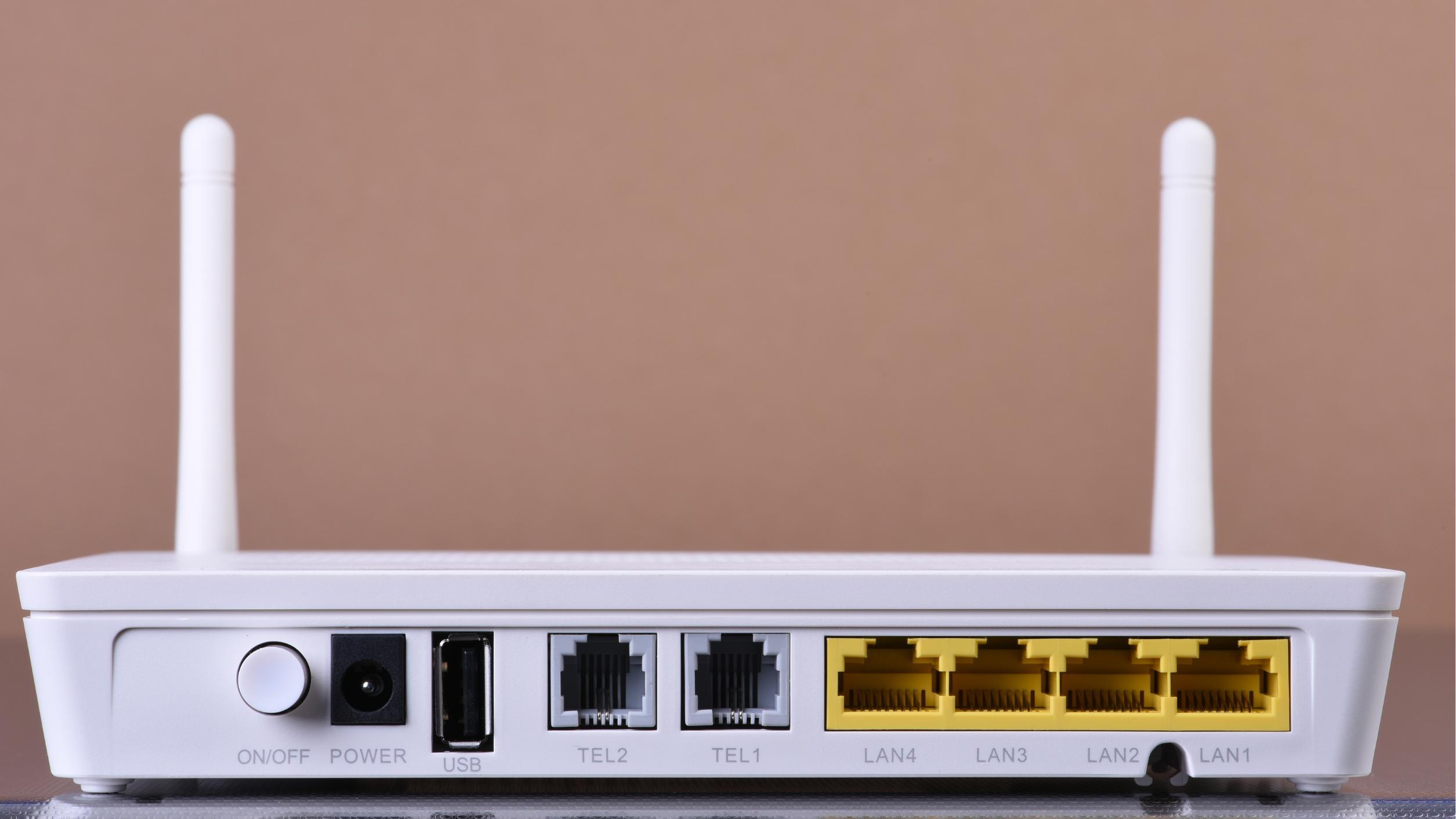 光猫明明自带WiFi，为什么还需要安装路由器？