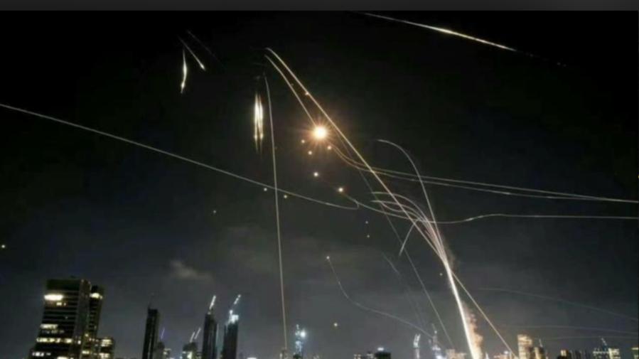 以色列禁区被炸，伊朗再杀回马枪，特朗普发出通牒，德黑兰回应