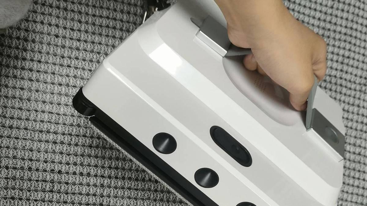 擦玻璃用什么好擦干净？2026 擦窗机器人终极推荐：十款高口碑擦窗机器人推荐，揭秘真正的性能天花板