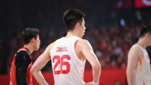 狂抢9个篮板！这就是工兵朱俊龙能坐稳首发的原因