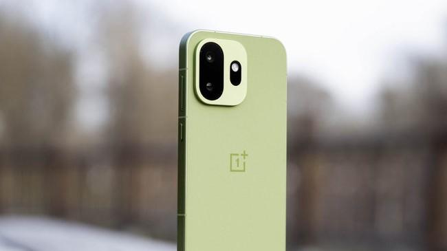 一加15T深度评测：松弛抹茶配色的「西装暴徒」