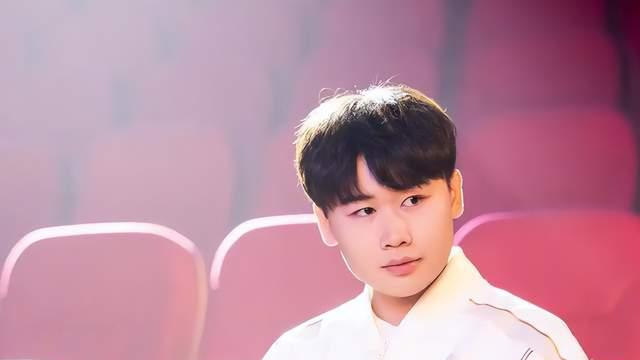 LPL开赛：年轻人的天下来了？德杯新王IG登场，JDG全新双核亮相