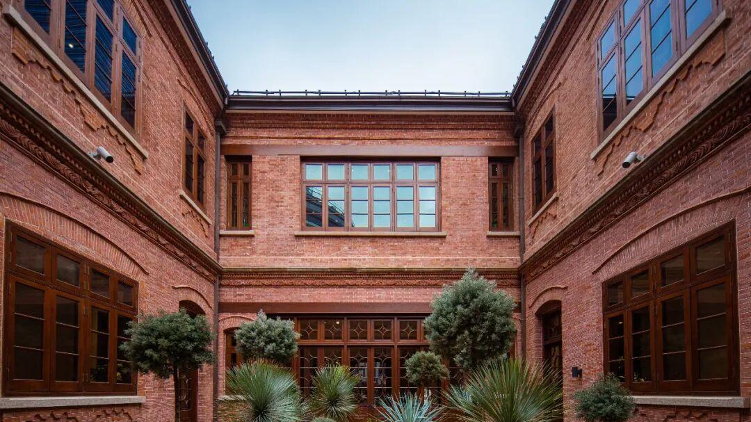 在“颍川寄庐”喝咖啡是什么体验？百年老宅成了City Walk顶流