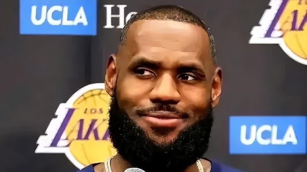 NBA常规赛史诗级逆转！41岁詹姆斯末节之王揭秘：年龄真是数字？