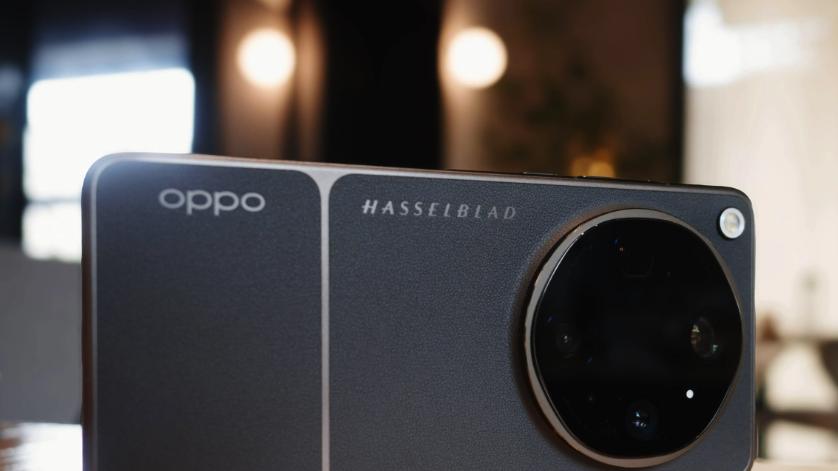 OPPO Find X9 Ultra价格终于大跳水，哈苏双2亿镜头+10倍天眼长焦+2K屏，买得起了