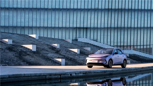 预售倒计时！极狐T1或成10万级智能小车市场搅局者？