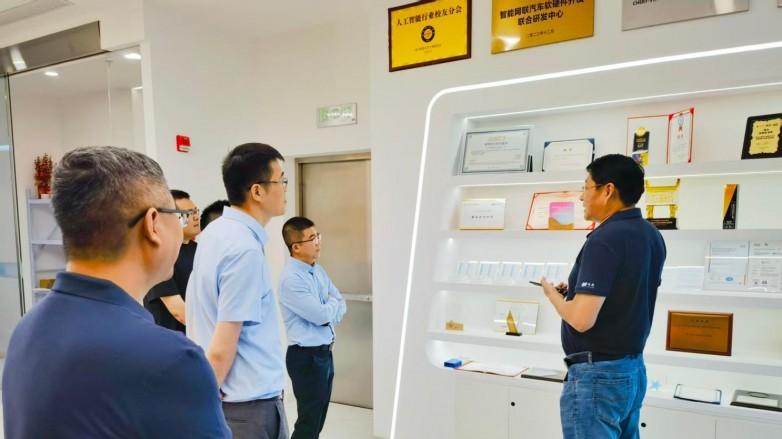 熵基科技与为旌科技达成战略合作 共建脑机智能计算新基座