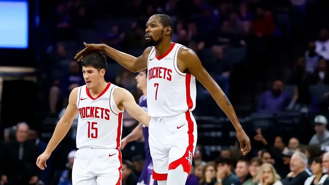 NBA积分榜又乱了！马刺追赶雷霆，火箭排第3，湖人3连败下滑第6