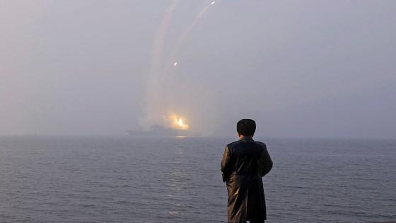 英语：朝鲜领导人金正恩誓言将加快朝鲜海军核武器建设