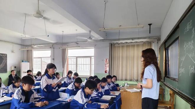 全国县中头雁教师郭世永工作室赴平陆县康平中学送教活动圆满举行